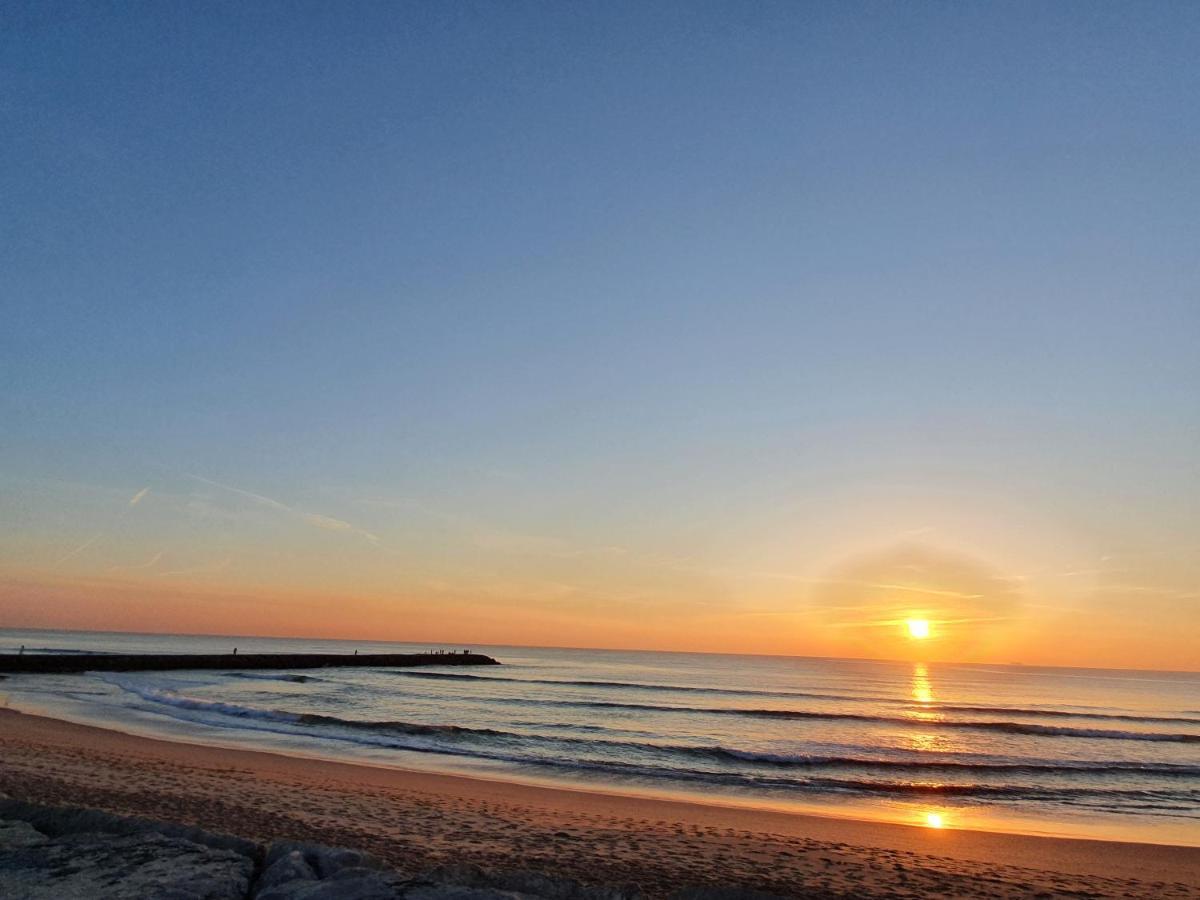 Spacious Beach Flat In Costa Caparica By Soulplaces กอสตา ดา กาปาริกา ภายนอก รูปภาพ